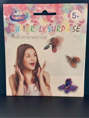Heytech Butterfly Surprise * Magic Flying Wind-Up Butterfly * Fun Gift! * NWT